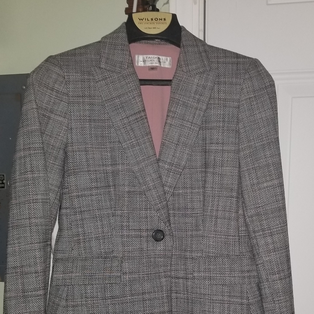 Tahari Arthur S. Levine Jacket ~ Perfect Condition